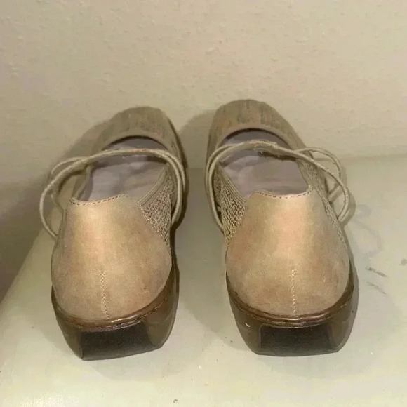 Rieker Mary Jane’s. Size 41 US size 9.5 - Picture 4 of 4